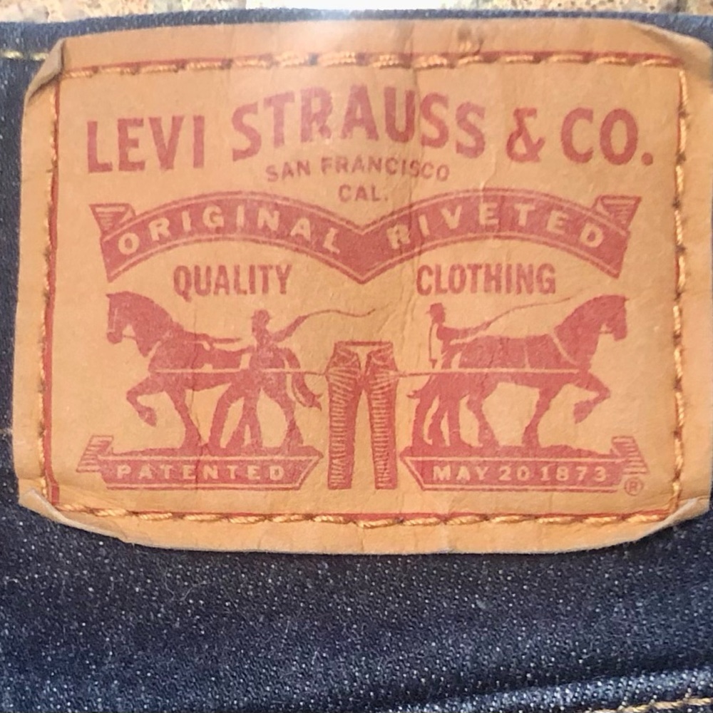 Levi’s Classic Mid Rise Skinny Jeans in Dark Blue Women’s 6 - Picture 6 of 7